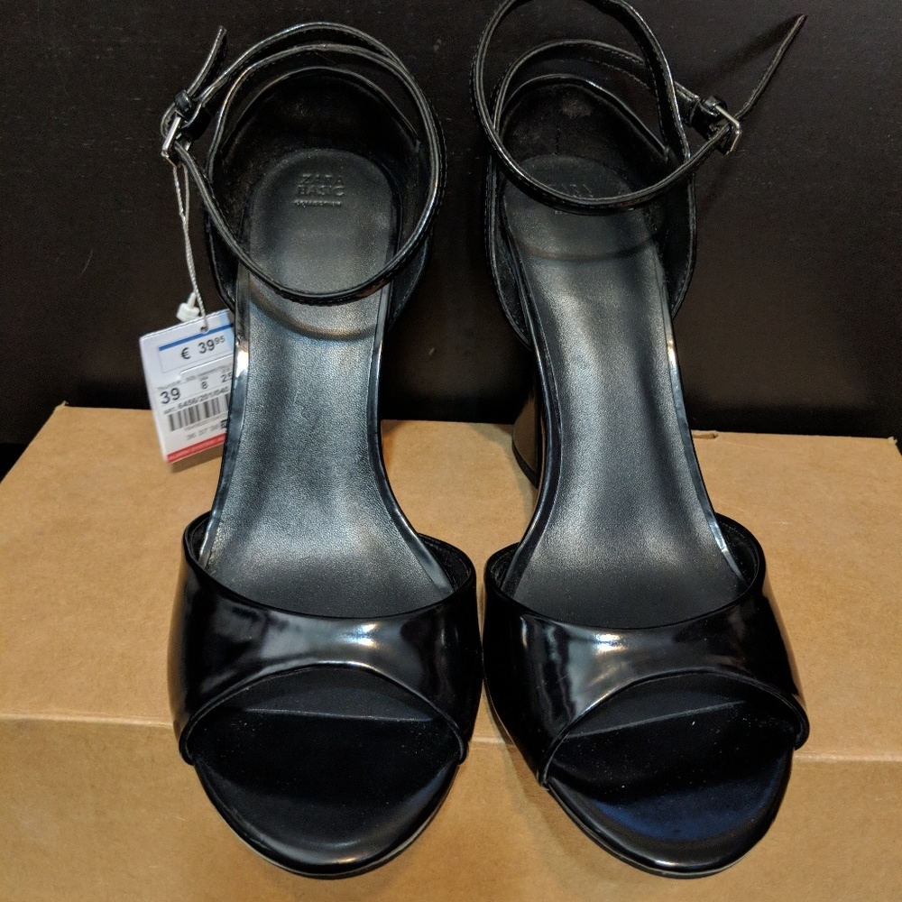 Zara Pantent Heels